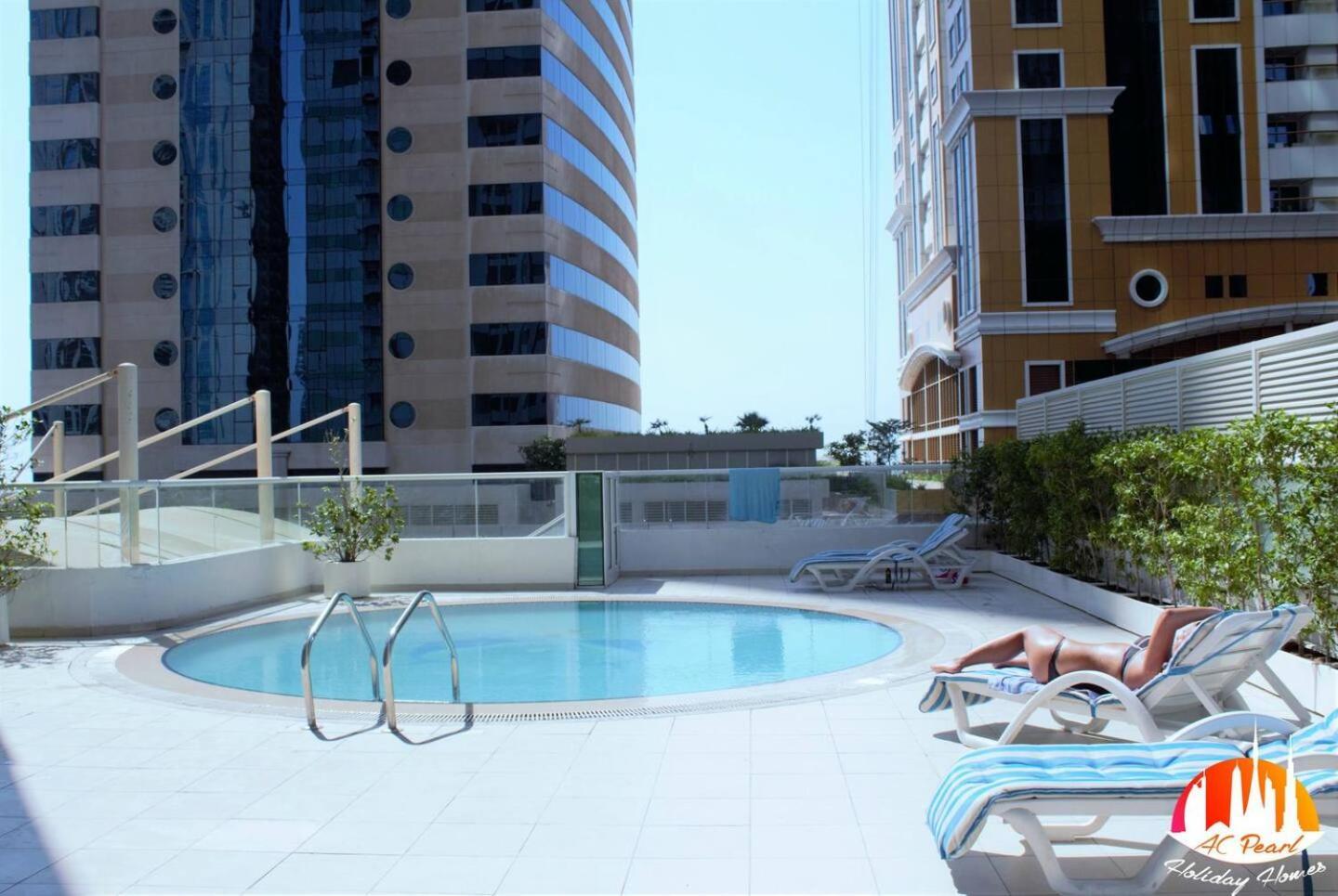 Views To Feed Your Soul On 60Th Floor Aparthotel Dubai Exterior photo